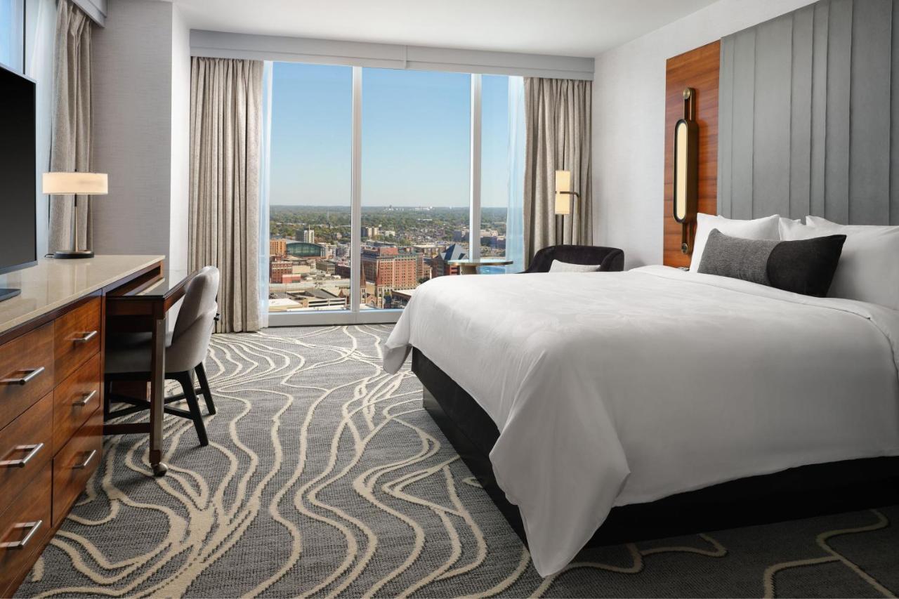 King Room with Skyline View