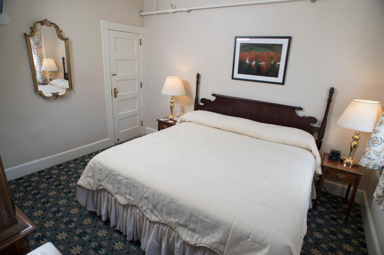 Suite, Family, Main Inn, Two Rooms, King Bed and Two Twin Beds